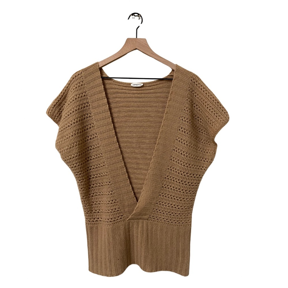 Generra Tan Knit Cashmere V-neck Sweater Size Medium-Large